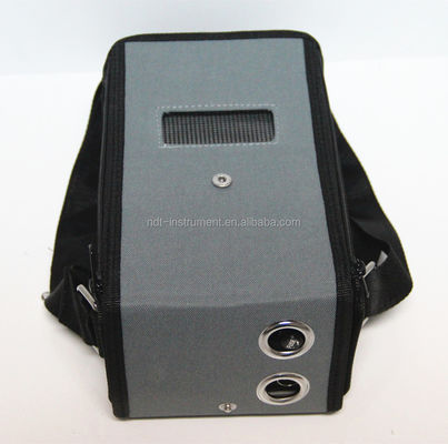 温度範囲0〜50℃の超音波厚さ計、測定範囲0.75mm〜300mm、試験深さ120mm